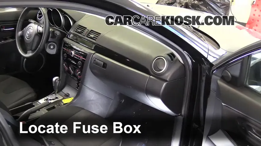 2009 Mazda 3 S 2.3L 4 Cyl. Sedan Fuse (Interior) Check